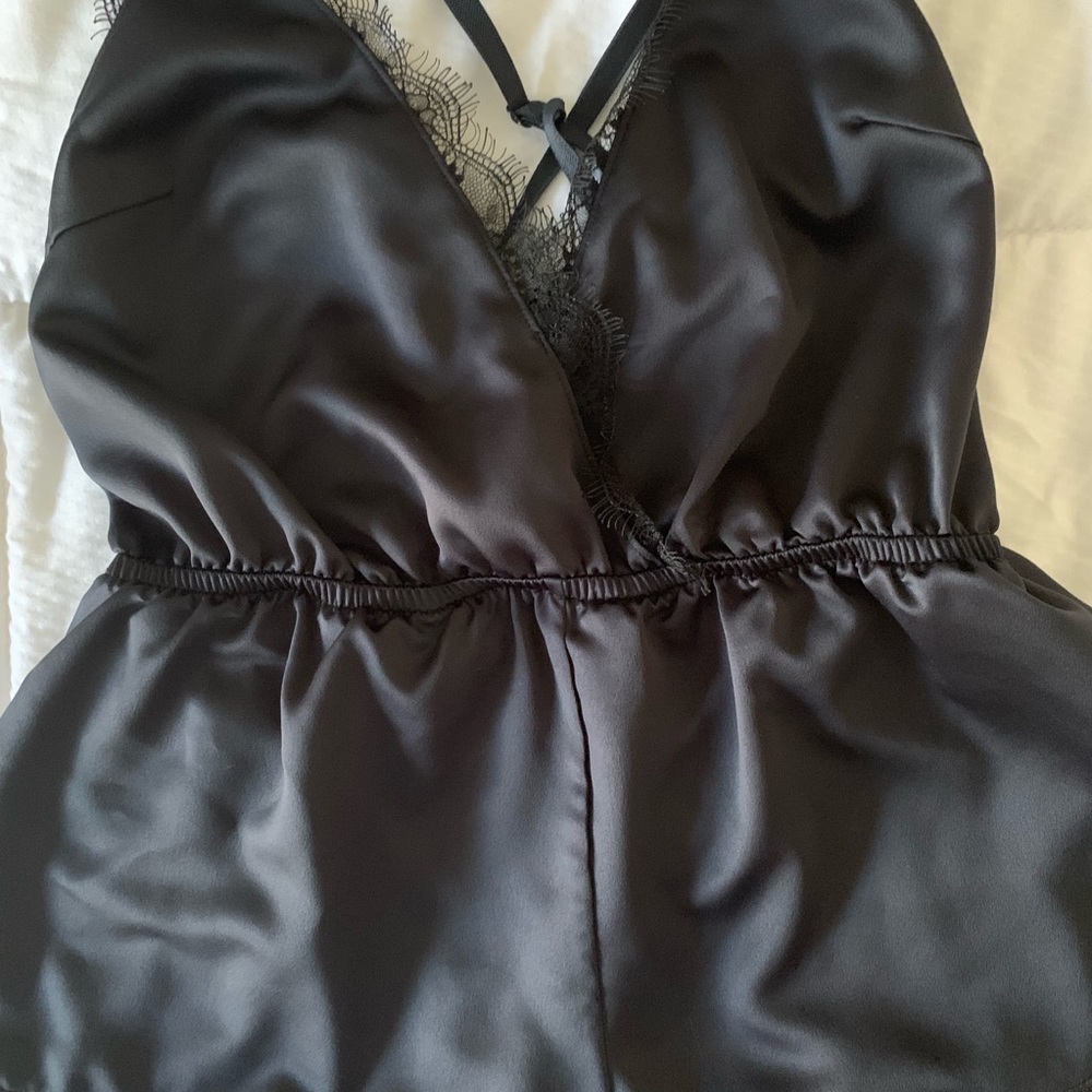 LACE INTIMATE ROMPER - Picture 6 of 7
